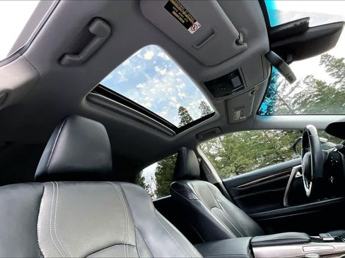 Used 2019 Lexus RX 350 image 25