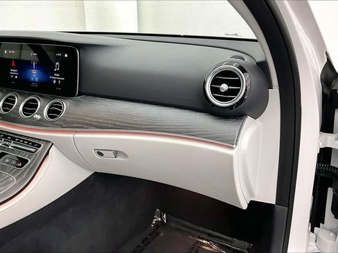 Certified 2022 Mercedes-Benz E 350 Sedan image 20