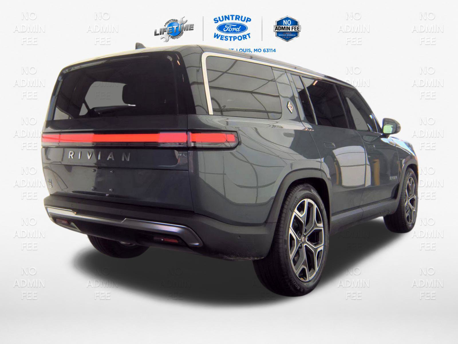 Used 2025 Rivian R1S Adventure Dual AWD/4WD image 14