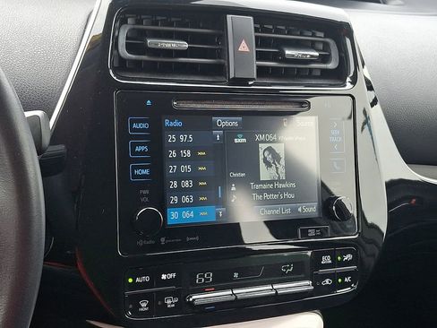 Used 2017 Toyota Prius Three w/ Carpet Mat Package image 16