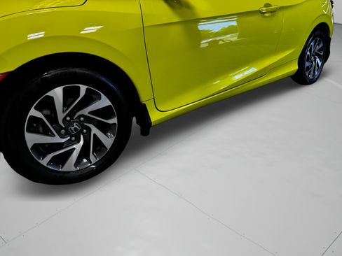 Used 2019 Honda Civic LX image 34