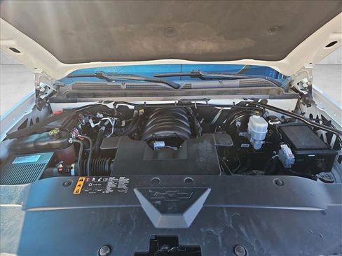 Used 2018 Chevrolet Silverado 1500 LT w/ Texas Edition image 22