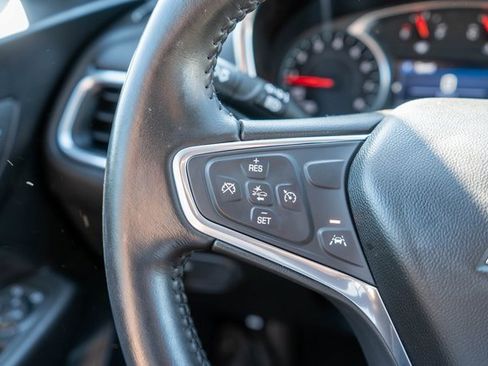 Used 2022 Chevrolet Equinox LT image 25