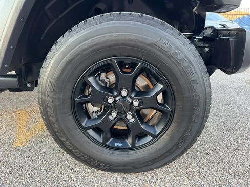 Used 2021 Jeep Wrangler Sport AWD/4WD image 14