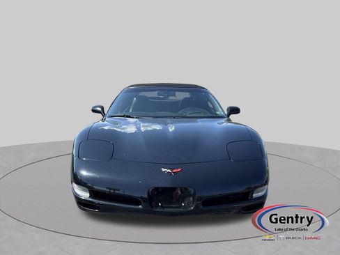 Used 2002 Chevrolet Corvette Convertible w/ Preferred Equipment Group2 RWD image 8
