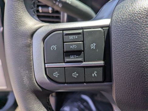 Used 2025 Ford F250 Lariat AWD/4WD image 17