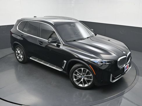 Used 2025 BMW X5 xDrive40i w/ Climate Comfort Package AWD/4WD image 35