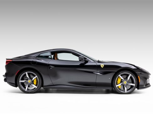 Certified 2023 Ferrari Portofino M RWD image 10