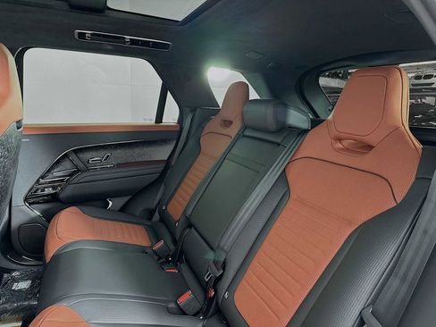 New 2026 Land Rover Range Rover Sport SV image 23