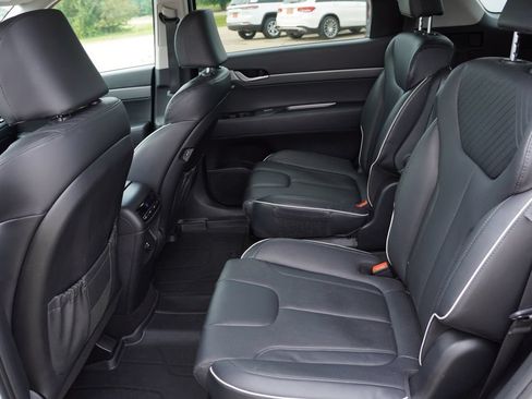 Used 2023 Hyundai Palisade SEL AWD/4WD image 17