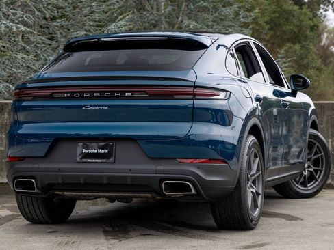 New 2026 Porsche Cayenne Coupe AWD/4WD image 11