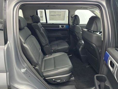 New 2026 Hyundai Santa Fe Limited image 17