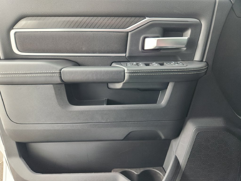 New 2026 RAM 3500 Lone Star AWD/4WD image 17