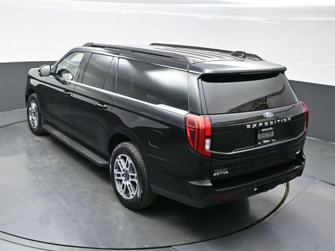 Used 2025 Ford Expedition Max Active image 40