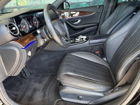 Used 2017 Mercedes-Benz E 300 image 16