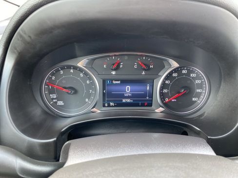 Used 2024 GMC Terrain SLE AWD/4WD image 12
