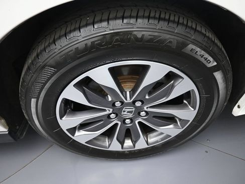 Certified 2024 Honda Odyssey EX-L image 15