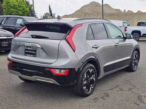 Certified 2023 Kia Niro Wind FWD image 5