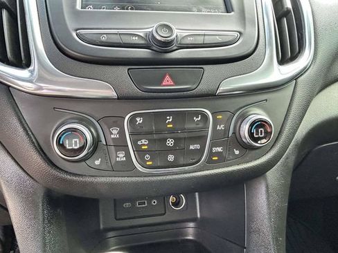 Used 2020 Chevrolet Equinox LT FWD image 10