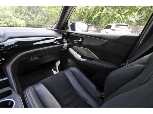 Used 2022 Acura MDX A-Spec AWD/4WD image 9