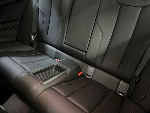 Used 2025 BMW 230i Coupe w/ Convenience Package image 20