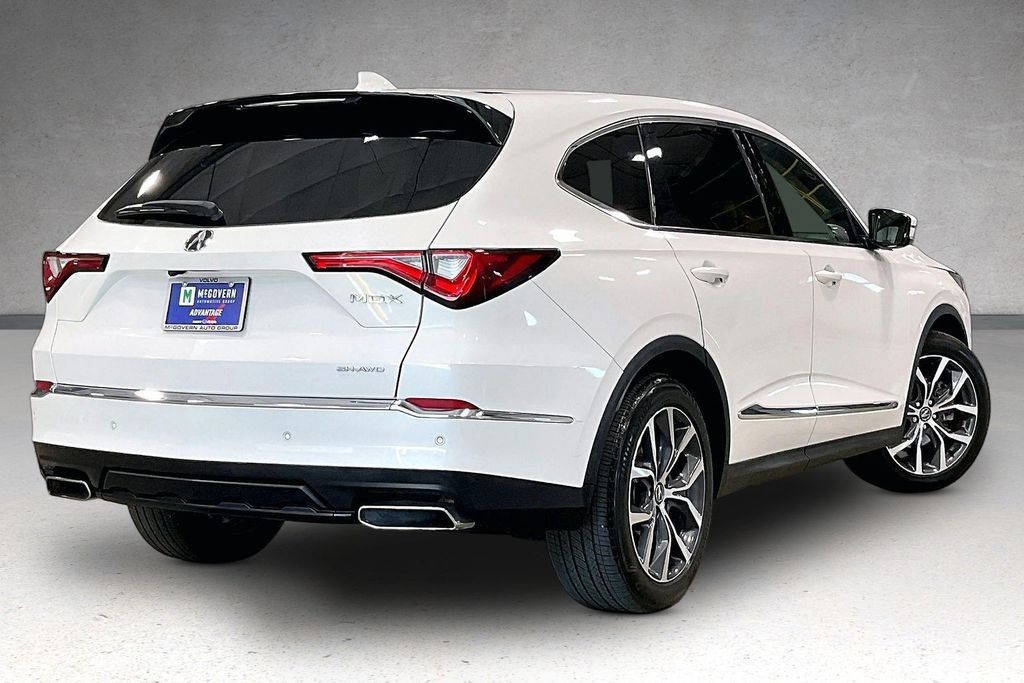 Used 2023 Acura MDX w/ Technology Package AWD/4WD image 7