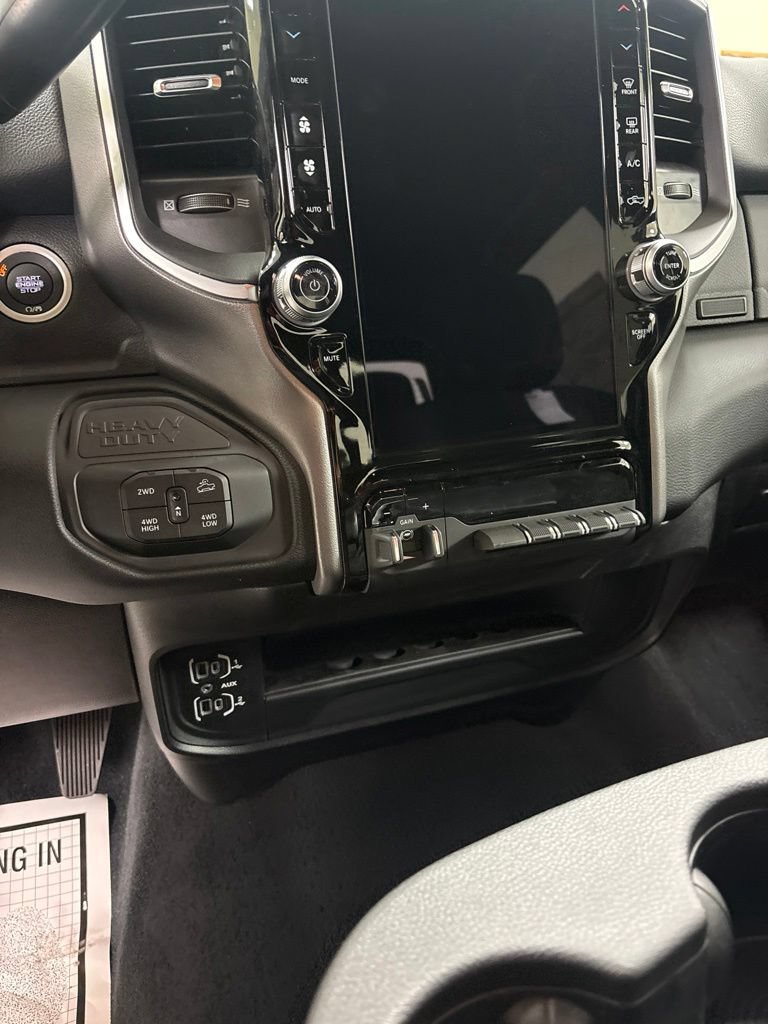 New 2026 RAM 2500 Big Horn AWD/4WD image 14