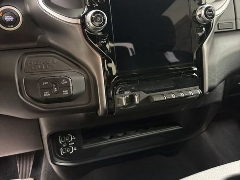 New 2026 RAM 2500 Big Horn AWD/4WD image 14