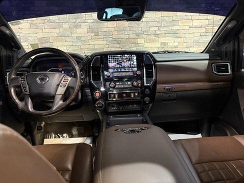 Used 2020 Nissan Titan Platinum Reserve w/ Moonroof Package image 26