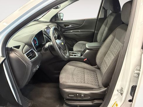 Used 2024 Chevrolet Equinox LT FWD image 22