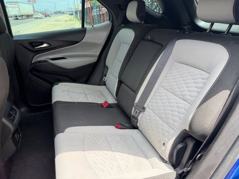 Used 2019 Chevrolet Equinox LS FWD image 22