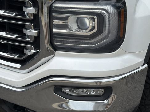 Used 2018 GMC Sierra 1500 SLT AWD/4WD image 8