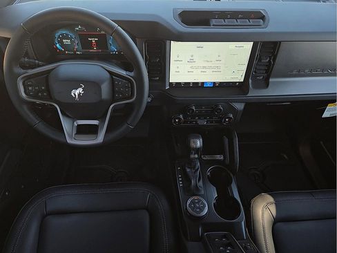 New 2025 Ford Bronco Big Bend w/ Black Diamond Package image 10