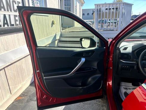 Used 2024 Mitsubishi Eclipse Cross LE image 8