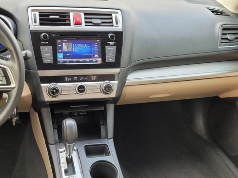 Used 2019 Subaru Outback 2.5i image 12