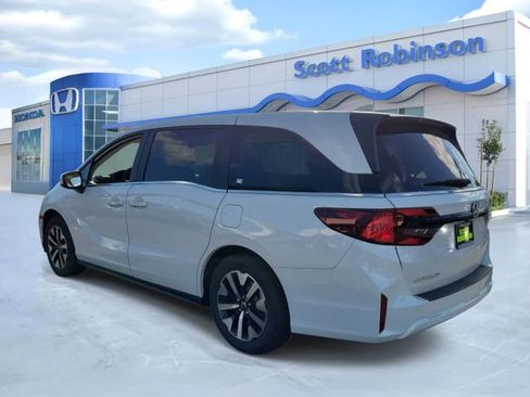 New 2026 Honda Odyssey EX-L image 3