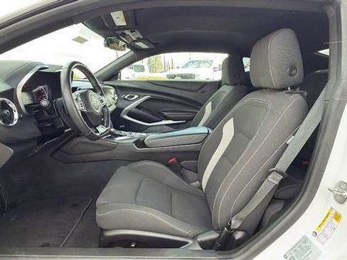 Used 2024 Chevrolet Camaro LT w/ Technology Package image 29