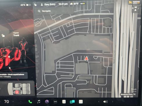 Used 2026 Tesla Model Y 2WD image 11