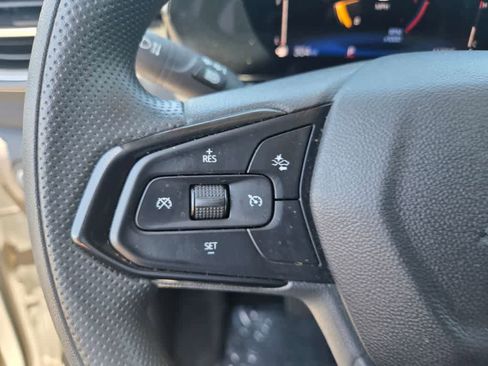 Used 2025 Chevrolet TrailBlazer LT FWD image 21