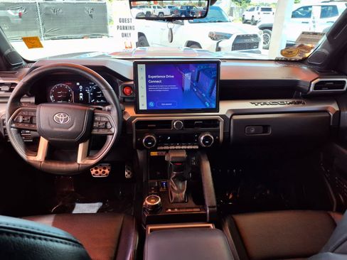 Used 2024 Toyota Tacoma TRD Sport w/ TRD Sport Premium Package AWD/4WD image 15