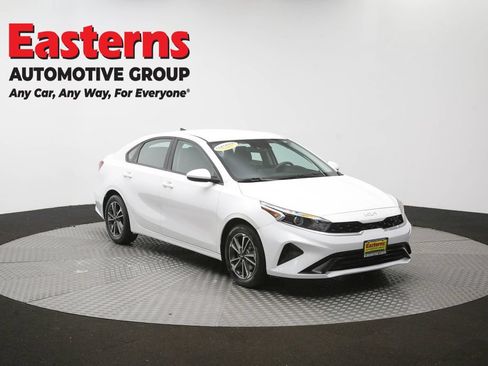 Used 2023 Kia Forte LXS FWD image 48