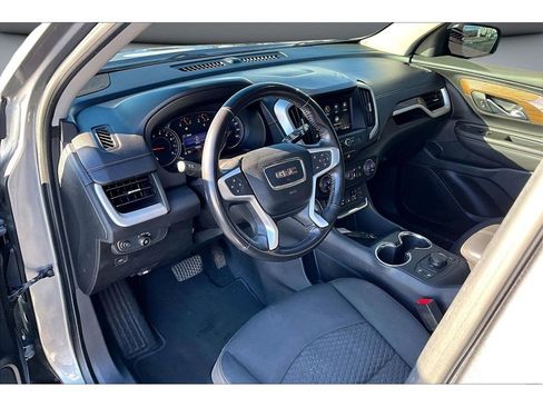 Used 2019 GMC Terrain SLE w/ Driver Convenience Package image 16