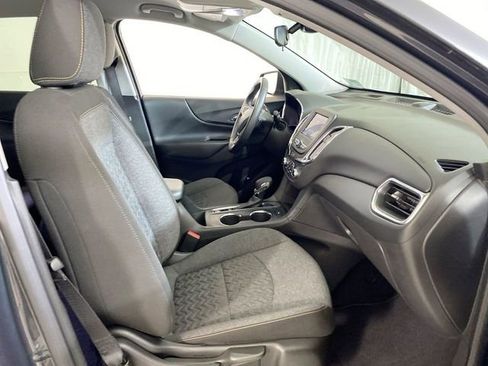Used 2022 Chevrolet Equinox LT FWD image 28