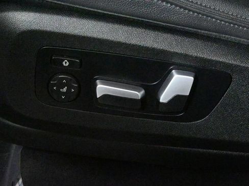 Used 2022 BMW X5 xDrive40i image 28