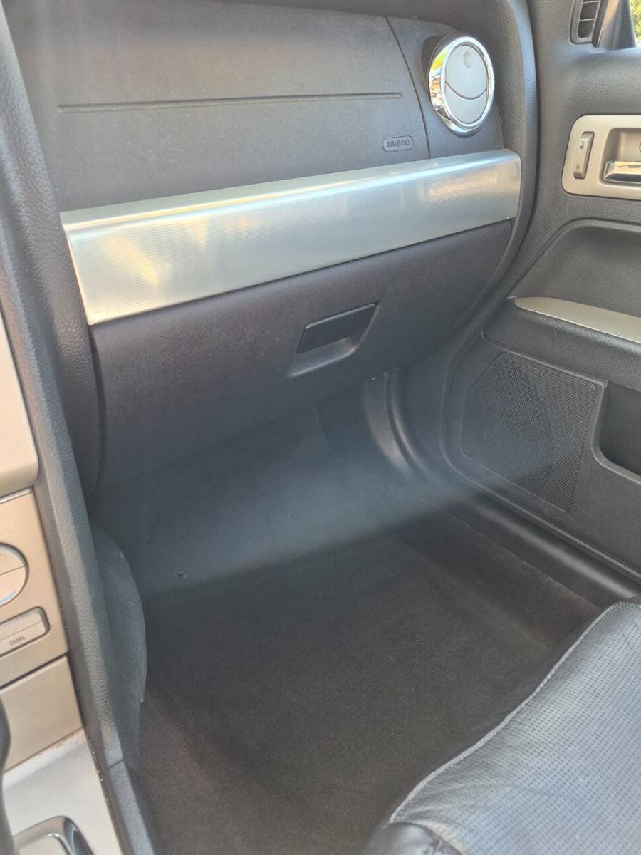 Used 2007 Lincoln MKZ AWD image 10