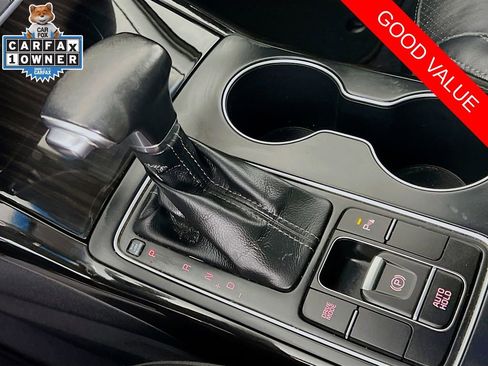 Used 2019 Kia Sorento EX w/ EX Touring Package image 17