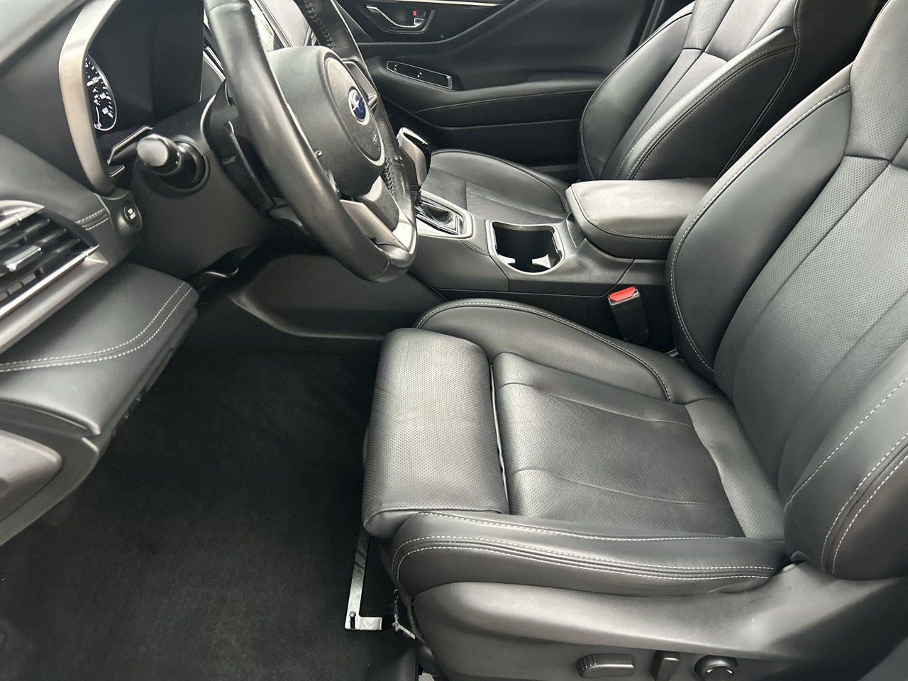Used 2022 Subaru Outback Limited AWD/4WD image 15