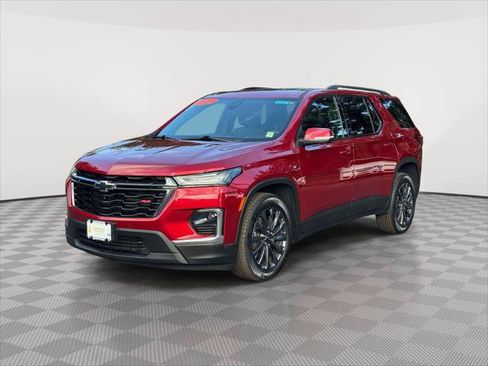 Used 2023 Chevrolet Traverse RS AWD/4WD image 3
