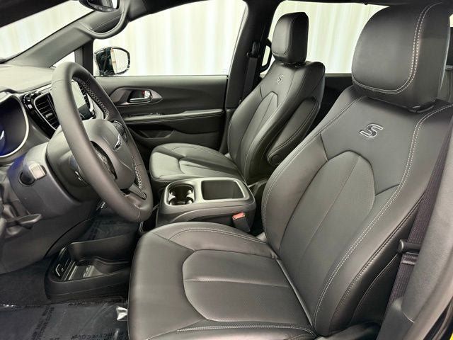 New 2026 Chrysler Pacifica Select w/ S Appearance Package FWD image 5