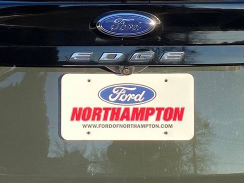 Certified 2022 Ford Edge ST w/ Equipment Group 401A image 10